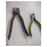 Wire Cutting Pliers Set
