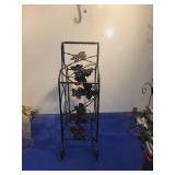 Decorative Metal Wine Rack with Grape Motif