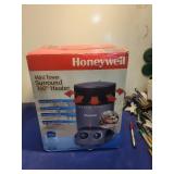 Honeywell Mini Tower 360Â° Surround Heater