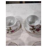 Fine Japanese Rose Pattern Tea Cups and Saucers Set