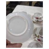 Fine Japanese Rose Pattern Tea Cups and Saucers Set