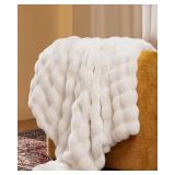 blunique Ultra Soft Cozy Faux Fur Throw Blanket, Fuzzy Plush Thick Bubble Blanket, Luxury Fluffy Blanket for Couch, Sofa, Bedroom, and Living Room, 50x60 Inches, Cream White