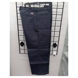 APPEARS NEW - Dickies Mens Industrial Flat Front Comfort Waist Pant - Charcoal/LP817 - 38 x 30 (2 PACK)
