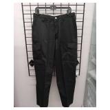 APPEARS NEW - Dickies Premium Ultimate Cargo Pants, Black (Size 32/30)