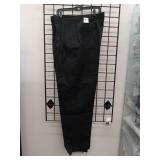 APPEARS NEW - RedKap Black Work Pants (Size 20)