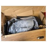 $200 Young Electric Hitch Mount Platform Style 2-Bike Rack