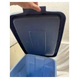 Rubbermaid Storage Tote