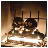 2022 New Terrifying Human Skull Fire Pit, Fireproof Imitated Human Skull Ceramic, Durable Reusable Fire Pit Skulls, Halloween Skulls Shaped Fire Stones for Fire Pits Bonfire Campfire Fireplaces (6PCS)