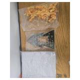 36 Christmas Hand Cream with Nail File Gifts Set Snowflake Hand Cream & Nail File Christmas Party Favors Travel Size Skin Lotion Xmas Party Supplies for Guests