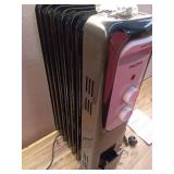 1 500-Watt Oil-Filled Radiant Electric Space Heater with Thermostat - Retail: $65
