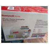HE240D 16 Gallon Flow-Through Bypass Whole House Humidifier and Digital Humidistat - Retail: $230