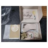 New Mom Gifts for Women, Pregnancy Gifts for New Parents Gender Reveal Gifts Expecting Parents to Be, Baby Shower First Time Mom to be Gifts