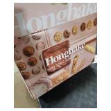 HONGBAKE 9-Piece Baking Pans Set Nonstick, Stackable Non Toxic Bakeware Sets with Diamond Texture, Oven Pan Set for Cooking, Includes Cookie Sheet with Rack, Cake Pan, Roasting Pan, Muffin Tin, Gold