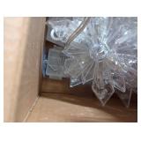 Christmas Snowflakes Window Lights, 5 Pack 72 LEDs Waterproof Hanging Battery Operated Christmas Decoration with Timer for Indoor Outdoor Xmas Home Winter Party Patio Bedroom Decor, Warm White