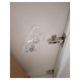 Project Source Jax 24-in True White Single Sink Bathroom Vanity with White Cultured Marble Top