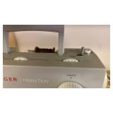 Singer Heavy Duty 4423 Sewing Machine *untested