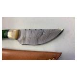 Handcrafted Damascus Steel Full Tang Hunting/Fishing Knife with Leather Sheath approx 7.25 inches