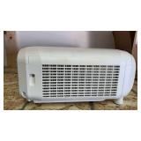 Panasonic PT-EZ580L LCD Projector *lens won´t focus can´t see screen ITR80