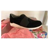 Mootsies Tootsies Wander Black Slip-On Shoes lot of 2 pairs