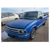 1995 Chevrolet S-10 Pickup Blue