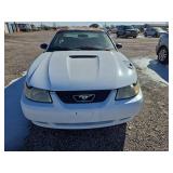 2000 Ford Mustang White