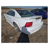 2000 Ford Mustang White