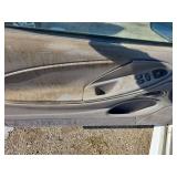 2000 Ford Mustang White