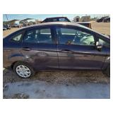 2013 Ford Fiesta SE Gray