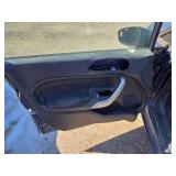 2013 Ford Fiesta SE Gray