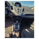 2013 Ford Fiesta SE Gray