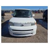2006 Scion xB White