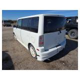 2006 Scion xB White