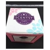 Scentsy Pink Pineapple & Sugar Fragrance Flower Oil