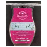 Scentsy Blizzard Berry Wax Brick- one top bar missing