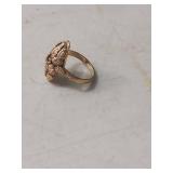 10K Gold Grape and Leaf Design Ring