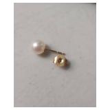 14K Gold Cultured Pearl Stud Earrings
