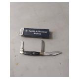 Smith & Wesson Bullseye Buffalo Horn Large Stockman Knife