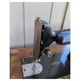 Singer 15-91 Sewing Machine with Wood Cabinet