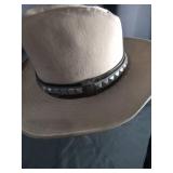 Western Style Cream Felt Hat with Studded Band