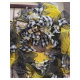 Bumble Bee Buffalo Check Mesh Wreath
