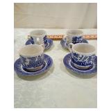 Vintage Churchill est1795 Blue Willow Tea Cup and Saucer Set set of 4