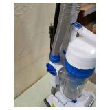 Vacmaster 10 AMP Upright Vacuum Cleaner barely used one room cleaned