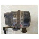 7 random reels 5 out of 7 spin when cranked Zebco Fishing Reel Collection shakespearreels Shimano