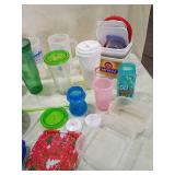 Mixed Lot of Restaurant Cups and Containers