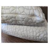 QUTOOL Cooling Pillow 2 Pack, Memory Foam Queen Pillows