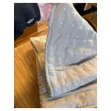 $49 BOURINA Embroidery Quilt Set 3-Piece King Microfiber Star Beige