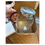 Glass Pitcher with Lid, 47 oz Heat Resistant