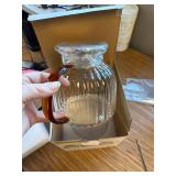 Glass Pitcher with Lid, 47 oz Heat Resistant