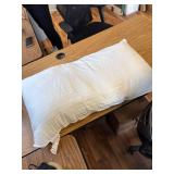 $80 Beckham Hotel Collection King Pillows Set of 2 - Down Alternative