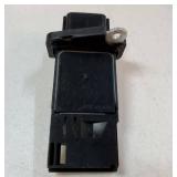 Mass Air Flow Meter Sensor, 22680-7S00A Auto Mass Air Flow Meter Sensor, Automotive Airflow Sensor, Compatible with Nissan 03-14 Altima 06-12 Sentra 03-09 350Z 09-19 370Z 05-19 Frontier - Retail: $18